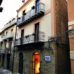Borgo Antico Frühstückspension *